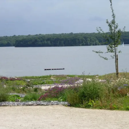 De L'eau D'heure C23 Commodore Les Josephines *