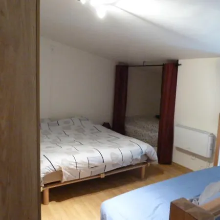 De L'eau D'heure C23 Commodore Les Josephines Daire Erpion