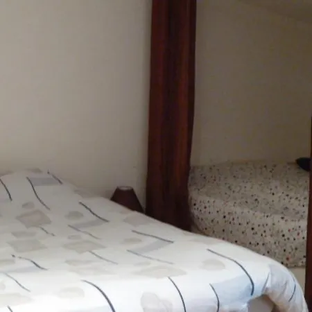 De L'eau D'heure C23 Commodore Les Josephines Daire Erpion