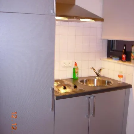 De L'eau D'heure C23 Commodore Les Josephines *