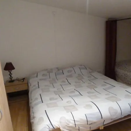 Daire De L'eau D'heure C23 Commodore Les Josephines Erpion