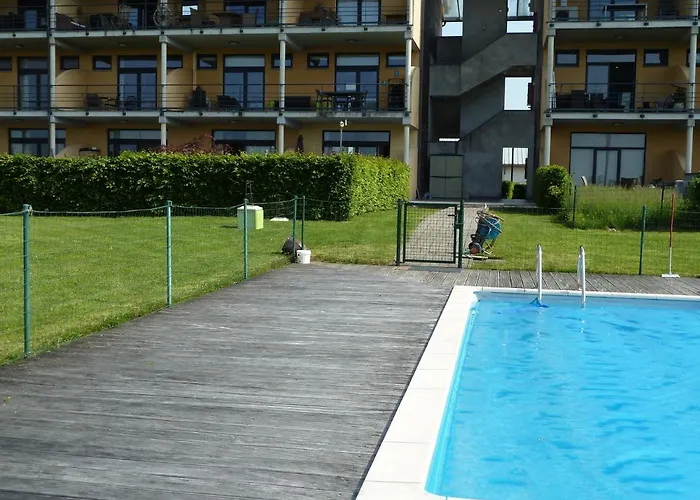 Lägenhet De L'eau D'heure C23 Commodore Les Josephines *