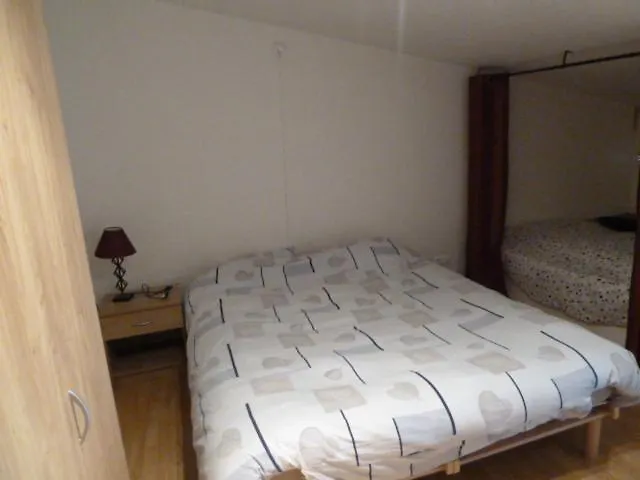 Apartment De L'eau D'heure C23 Commodore Les Josephines Erpion